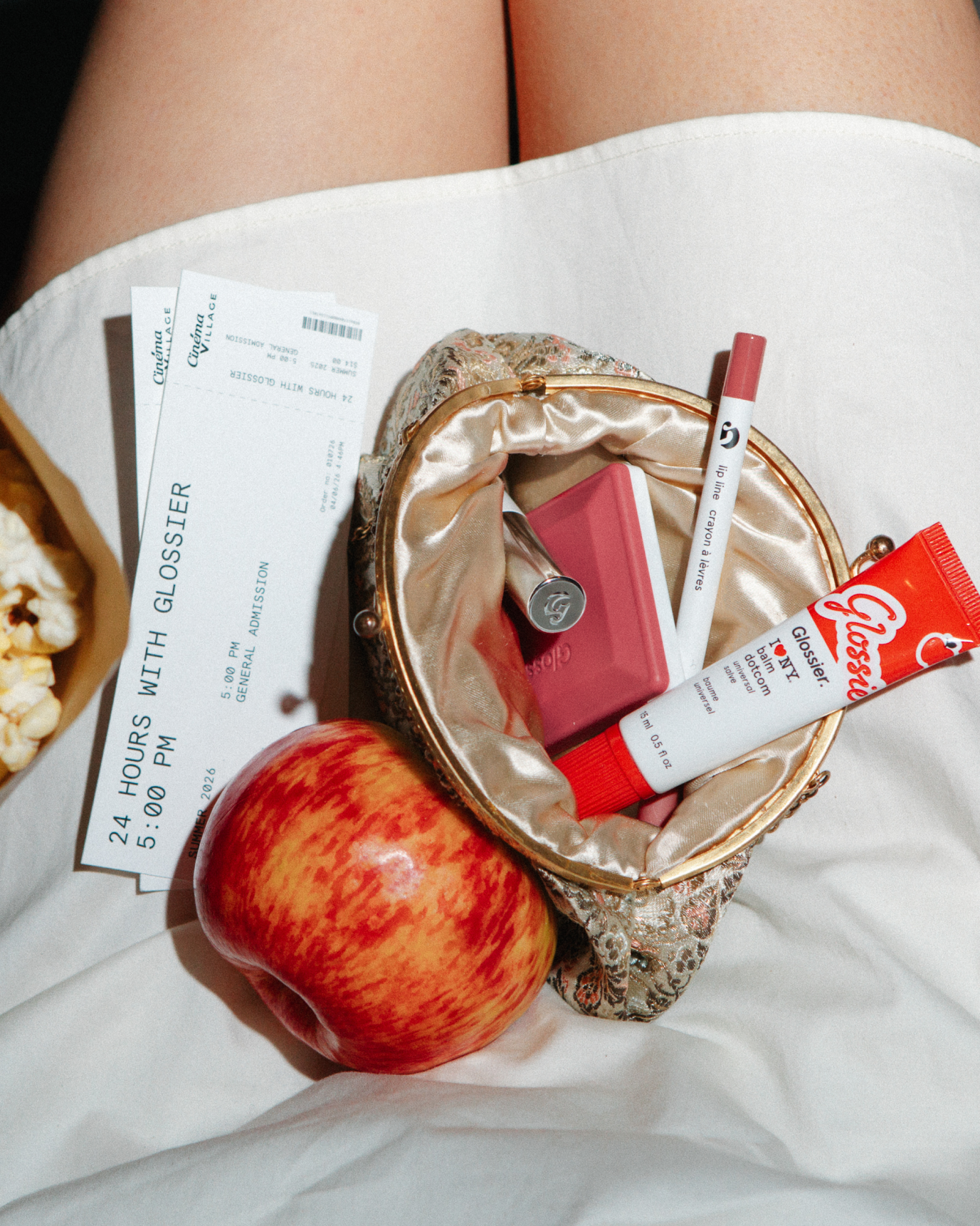 In A New York Minute Set – Glossier