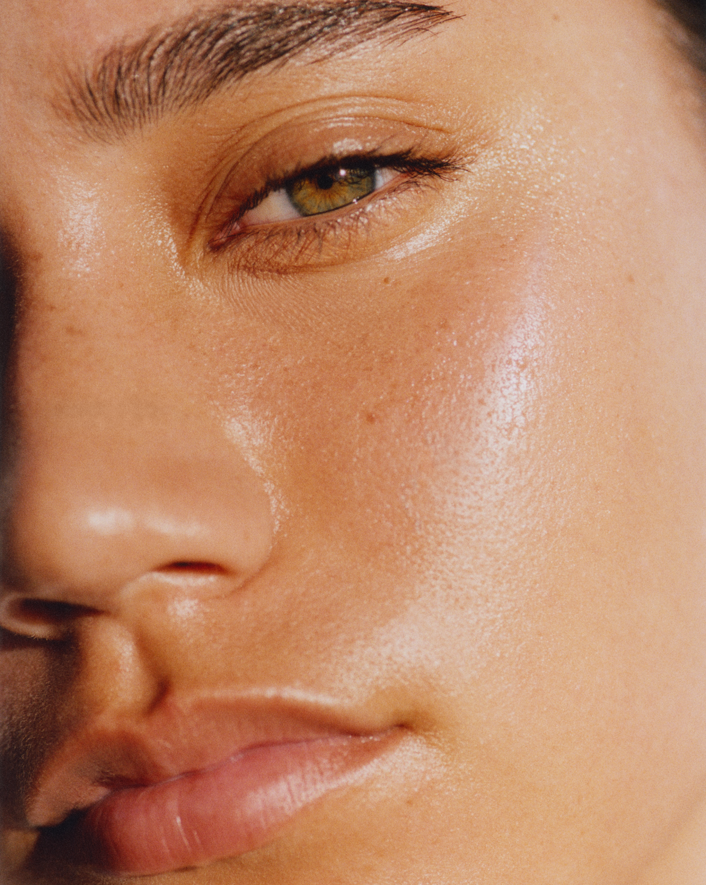 glossier-futuredew-solid-